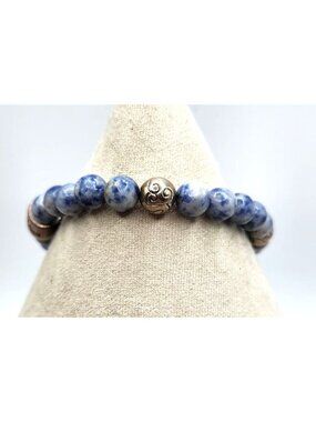 Round Lapis Bead Bracelet With Accent Beads